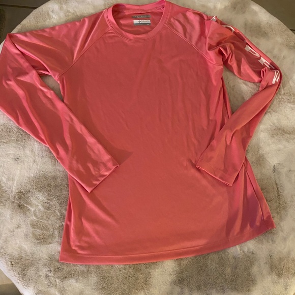 columbia sun shirt with hood